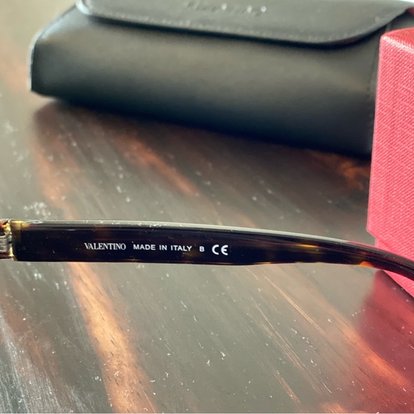 Valentino cateye sunglasses - Picture 6 of 7